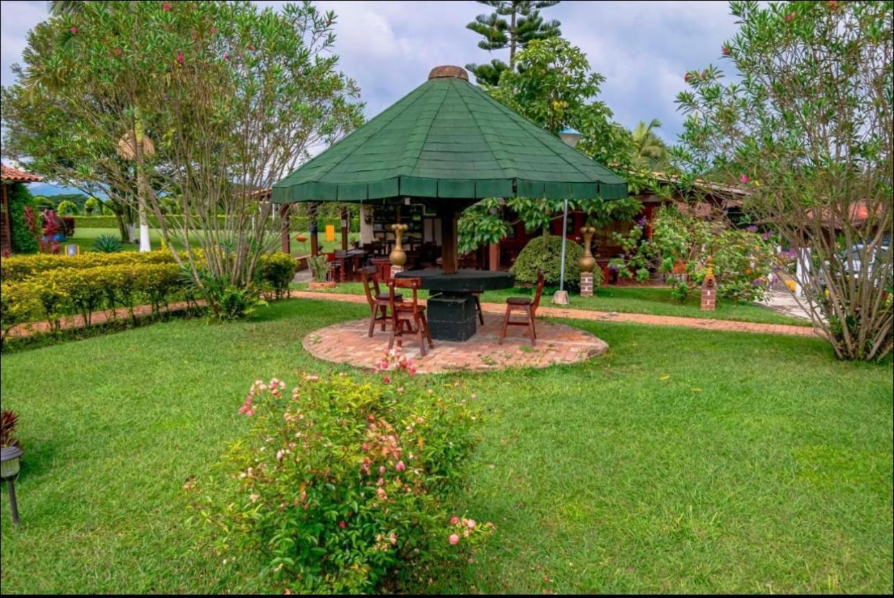 Finca Hotel El Ocaso Quimbaya Esterno foto
